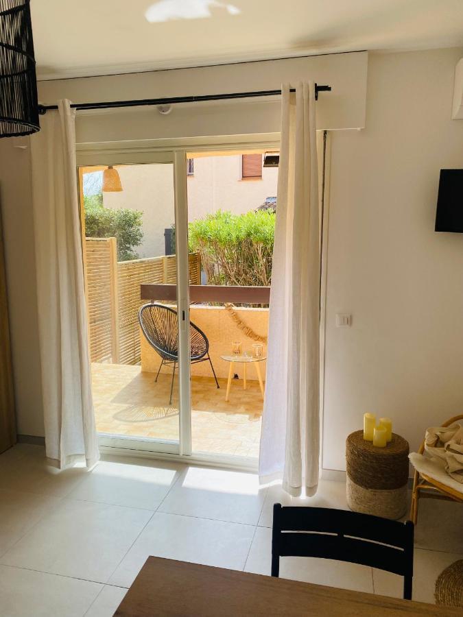 Les Tamaris Apartment แซ็งต์-ซีร์-ซูร์-แมร์ ภายนอก รูปภาพ